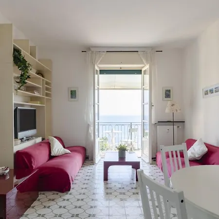Joivy Spectacular Sea View For 5 With Terrace Rapallo